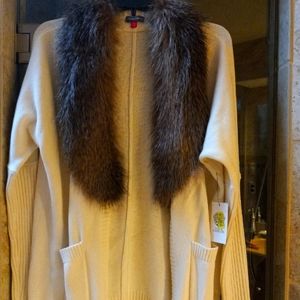 Vince Camuto sweater